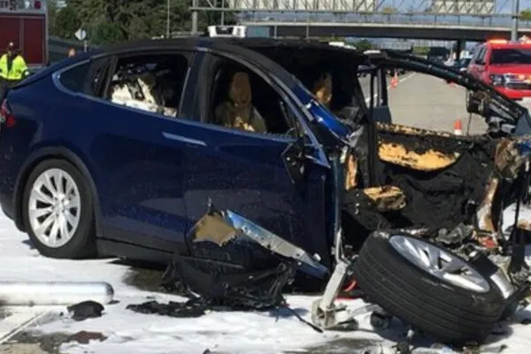 Tesla Settles Lawsuit Over a Fatal Crash Involving Autopilot