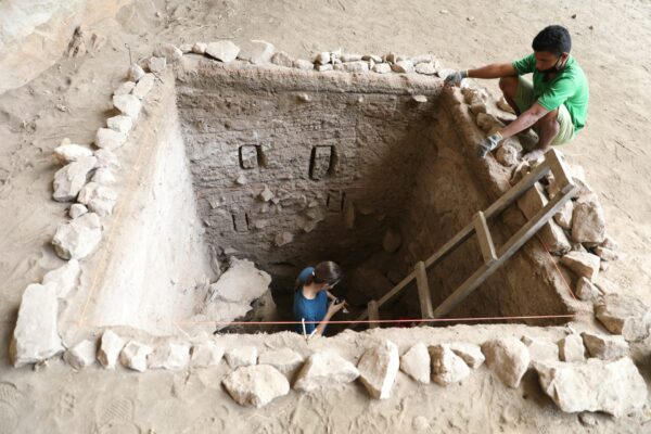 Ancient Timorese Mud Unearths Rare Discovery That Could Rewrite Australasia's Human Settlement History