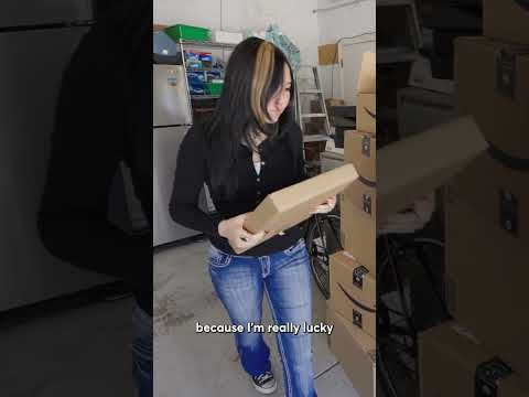 Her side hustle brings in $71,000 a month — here's how much it costs to run the business