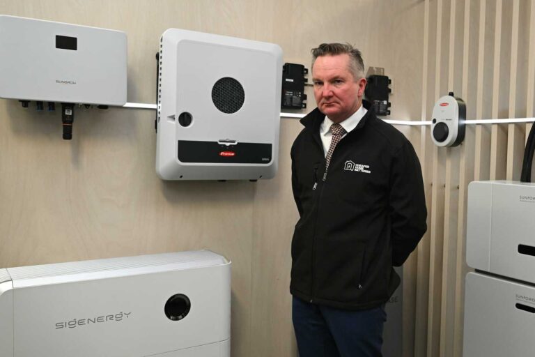 Government boosts its home battery program by $5 billion. But it still has big problems