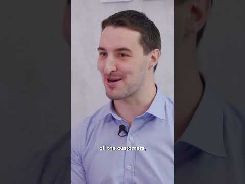 He bought a frozen yogurt shop at 23 with no experience — now he's the chain's CEO